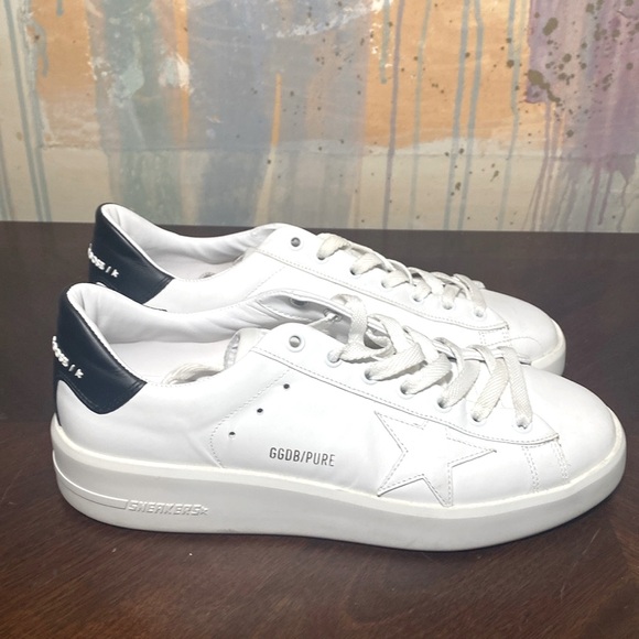 Golden Goose Pure-Star Leather Low Trainers White Black Mens size 40 - Picture 1 of 7